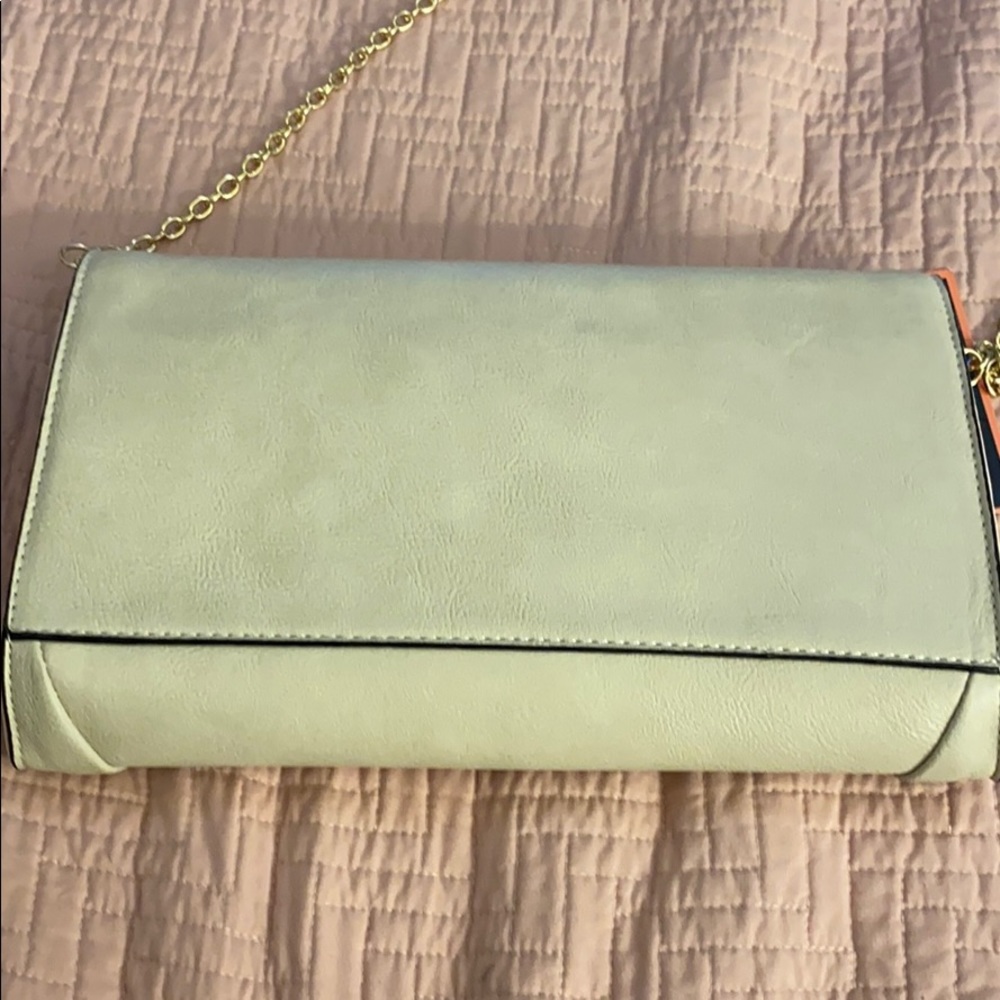 Bag - Picture 3 of 5